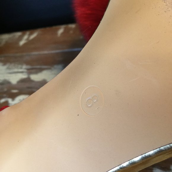 Liliana stiletto pointy toe suede pom pom heels - Picture 10 of 11